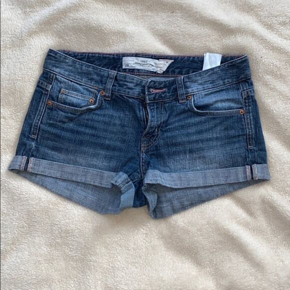 L.O.G.G. by H&M Short Rolled Hem Denim Shorts | Sz 28 - Picture 2 of 5